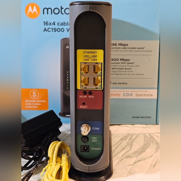 Motorola 16x4 cable modem plus ac1900 router model MG7550 - Picture 3 of 5